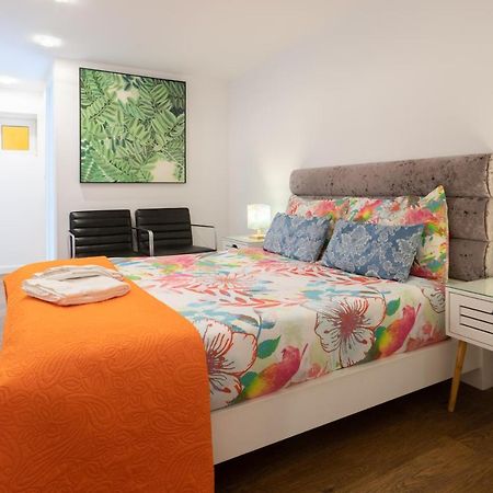 Central Apartamento 0 Ac Metro Nearby Porto Luaran gambar