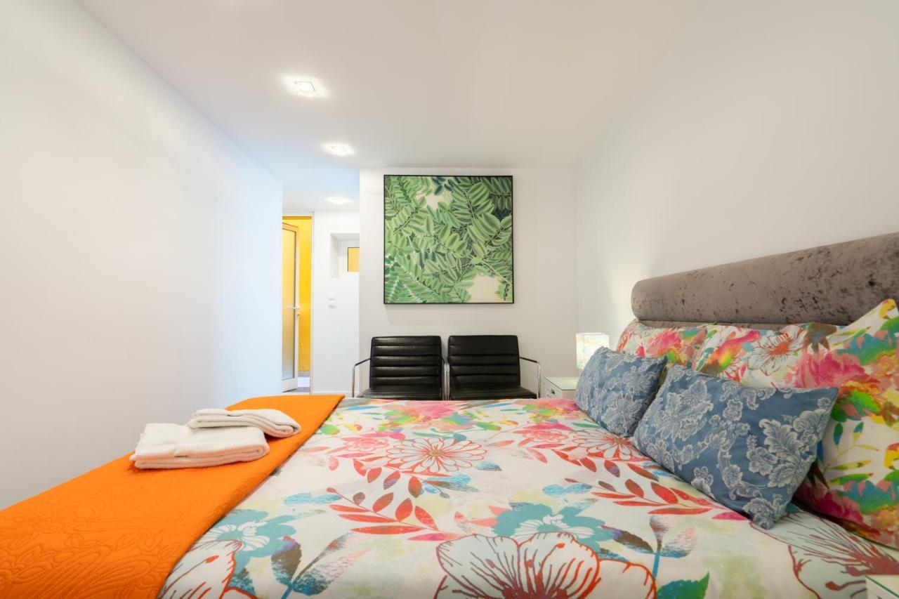 Central Apartamento 0 Ac Metro Nearby Porto Luaran gambar