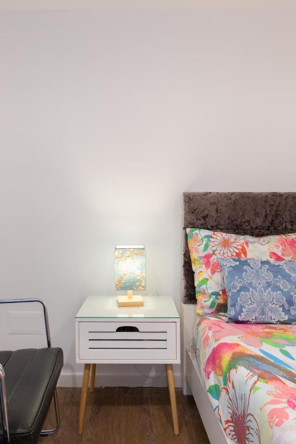 Central Apartamento 0 Ac Metro Nearby Porto Luaran gambar