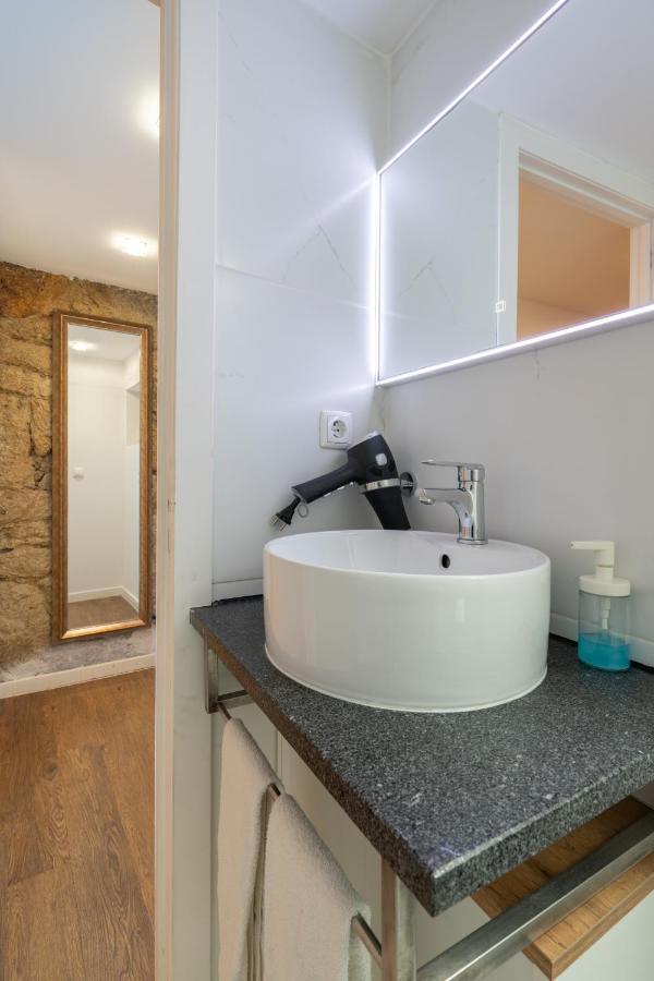 Central Apartamento 0 Ac Metro Nearby Porto Luaran gambar